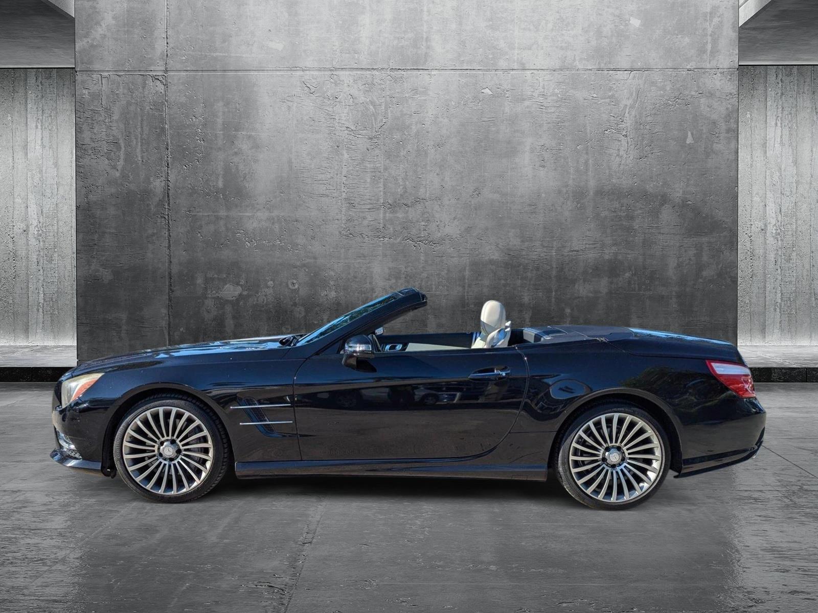 2016 Mercedes-Benz SL Vehicle Photo in MIAMI, FL 33172-3015