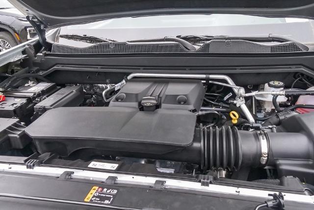 2025 Chevrolet Colorado Vehicle Photo in VENTURA, CA 93003-8585