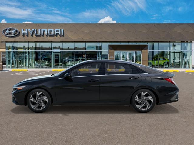 2025 Hyundai ELANTRA Vehicle Photo in Peoria, IL 61615