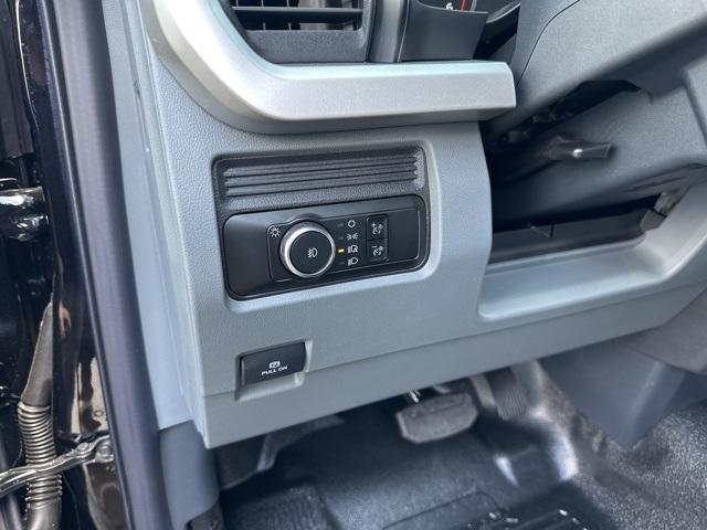 2025 Ford Super Duty F-550 DRW Vehicle Photo in Webster, MA 01570-1415