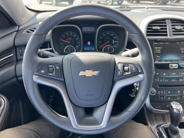 2015 Chevrolet Malibu Vehicle Photo in GREEN BAY, WI 54304-5303