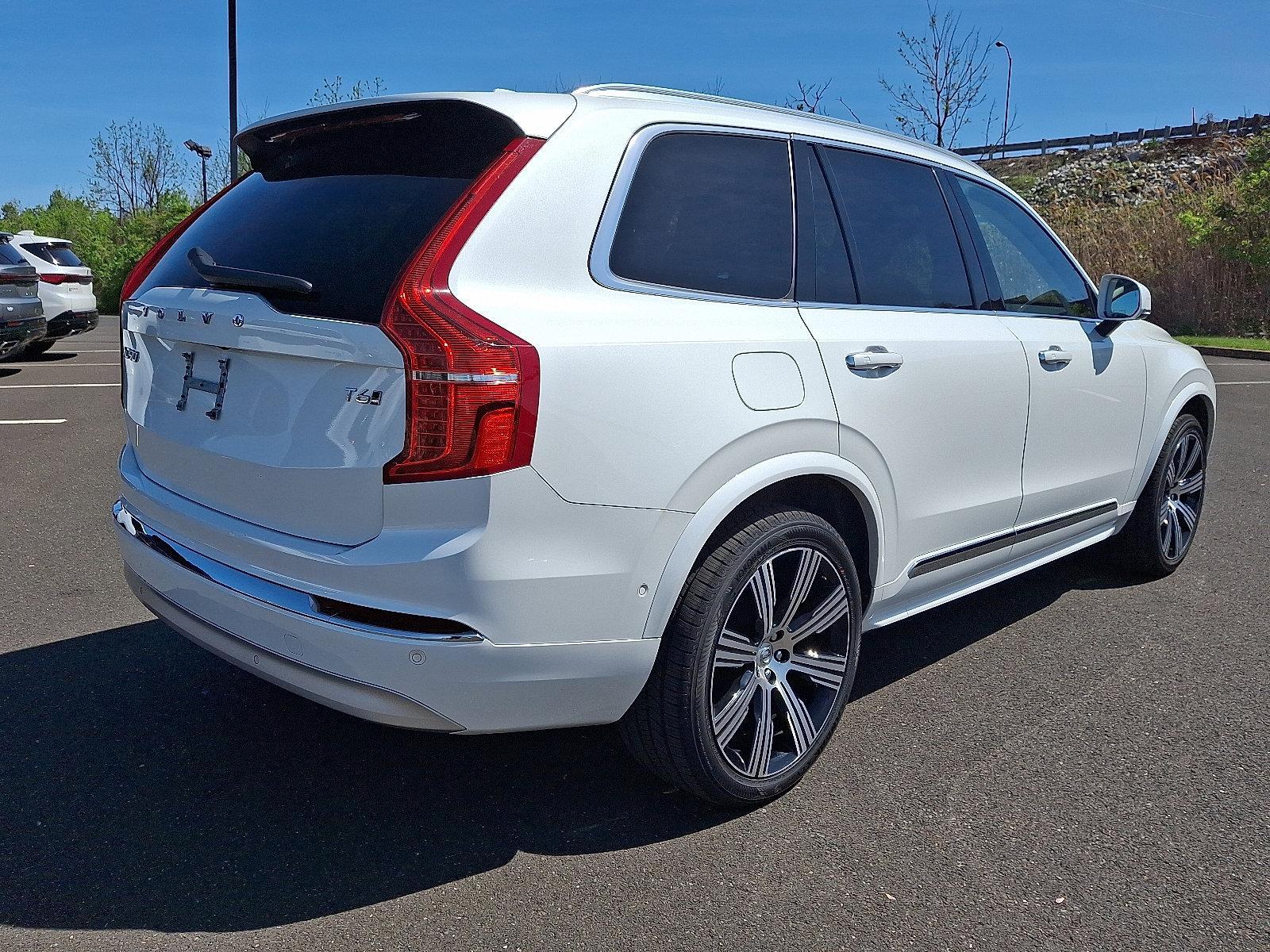 2022 Volvo XC90 Vehicle Photo in Trevose, PA 19053