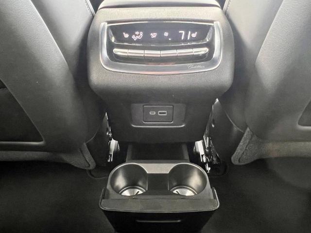 2023 Cadillac XT6 Vehicle Photo in EFFINGHAM, IL 62401-2832