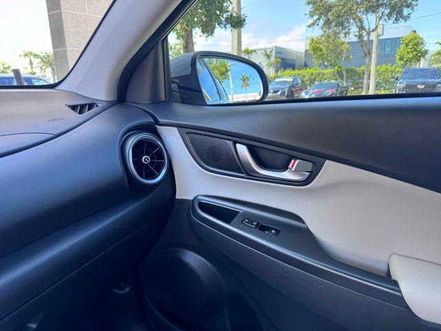 2023 Hyundai Kona Vehicle Photo in DELRAY BEACH, FL 33483-3294