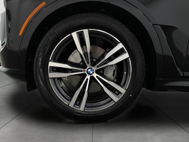 2025 BMW X7 xDrive40i Vehicle Photo in Appleton, WI 54913