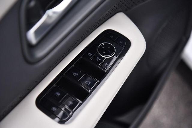 2023 Nissan ARIYA Vehicle Photo in Ballwin, MO 63011