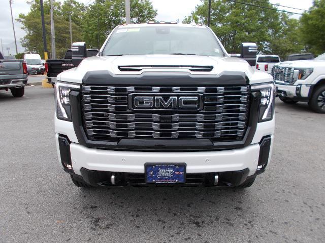 2025 GMC Sierra 2500 HD Vehicle Photo in LOWELL, MA 01852-4336