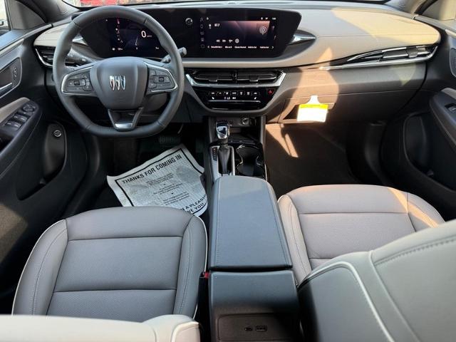 2025 Buick Envista Vehicle Photo in COLUMBIA, MO 65203-3903