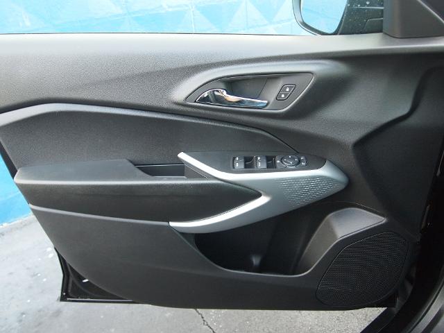 2025 Chevrolet Trax Vehicle Photo in MADISON, IN 47250-1611
