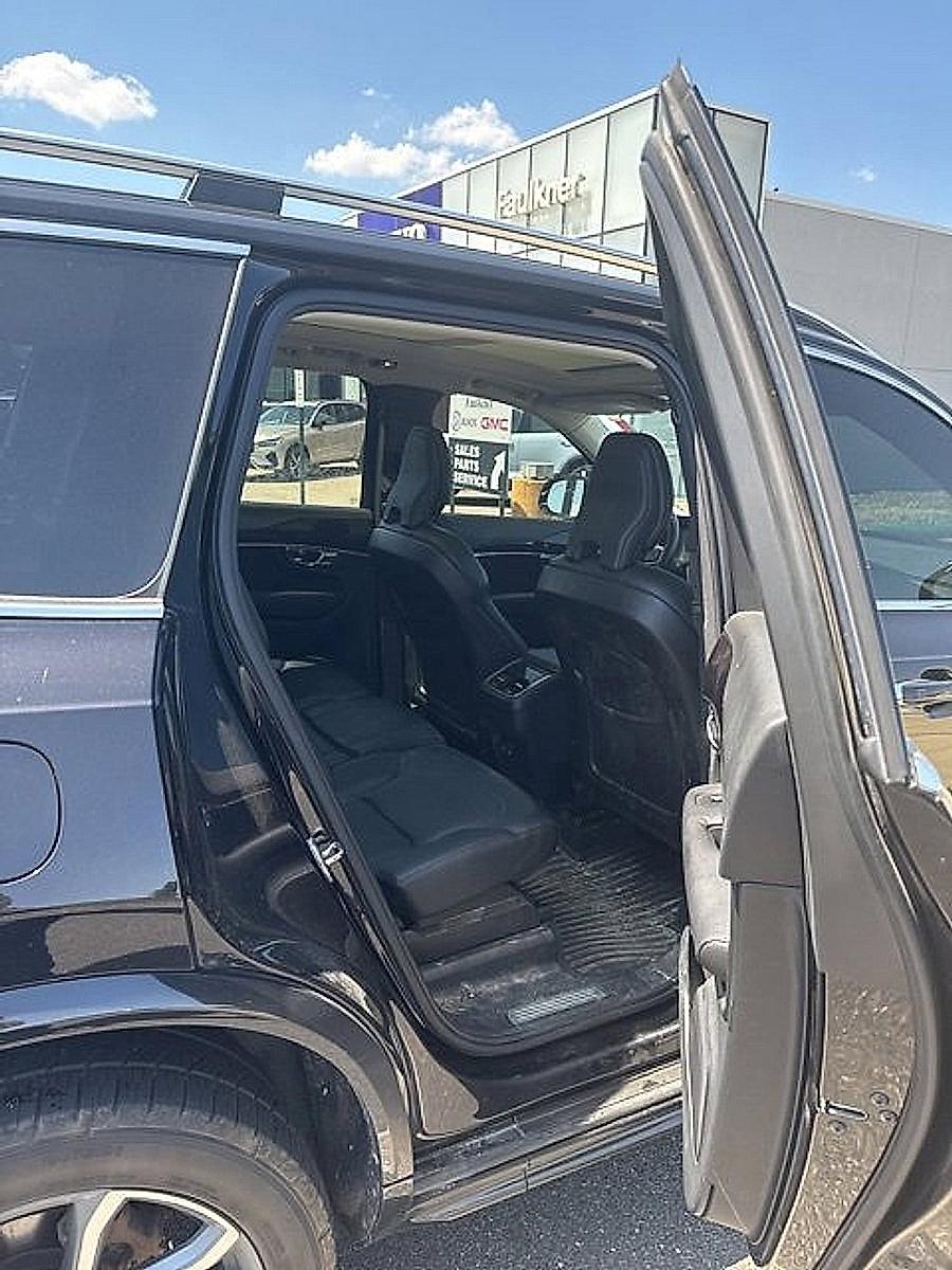 2019 Volvo XC90 Vehicle Photo in Trevose, PA 19053