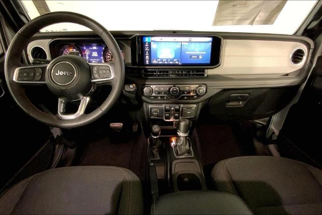 2024 Jeep Wrangler Vehicle Photo in Kansas City, MO 64114