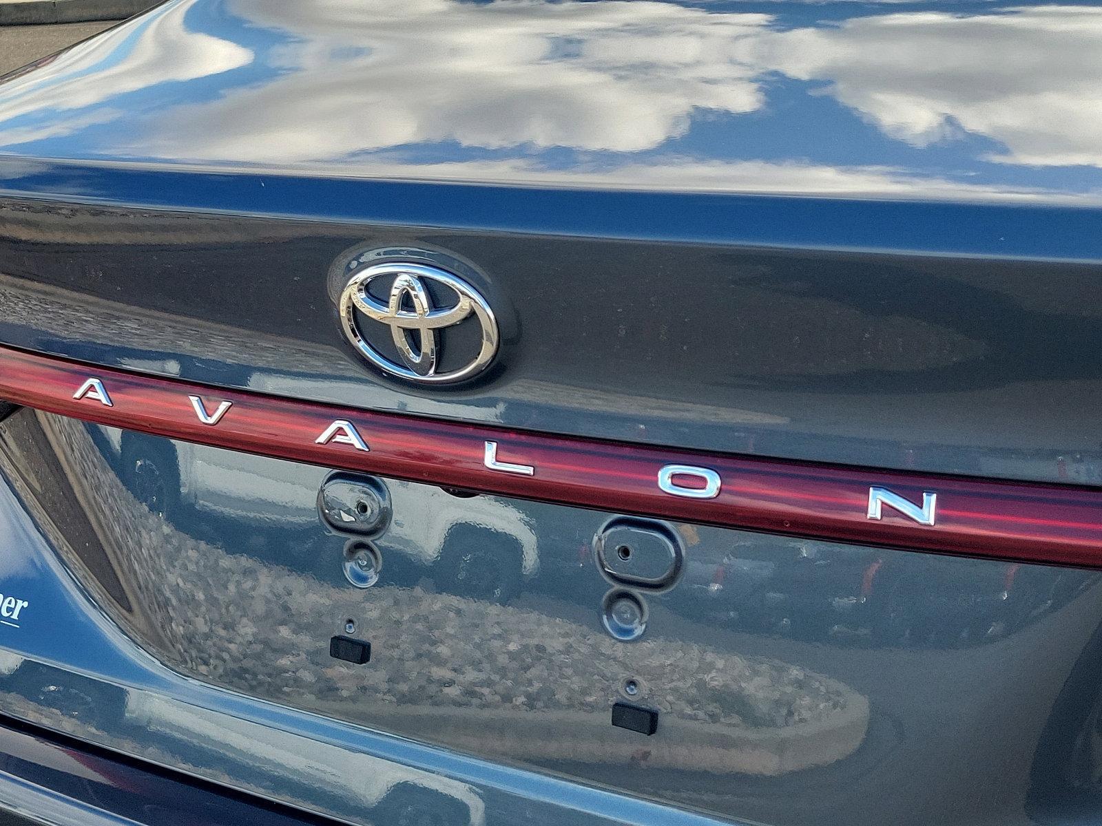 2022 Toyota Avalon Vehicle Photo in Trevose, PA 19053