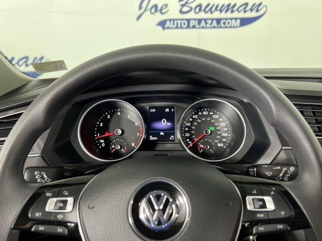 2021 Volkswagen Tiguan Vehicle Photo in HARRISONBURG, VA 22801-8763