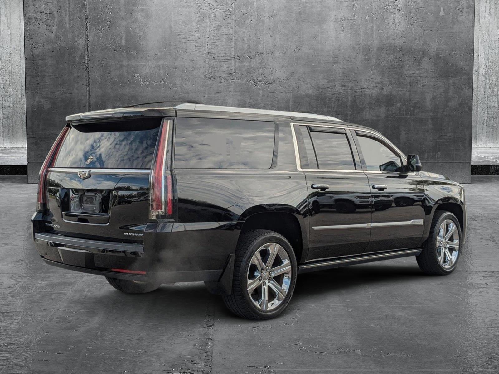 2018 Cadillac Escalade ESV Vehicle Photo in St. Petersburg, FL 33713