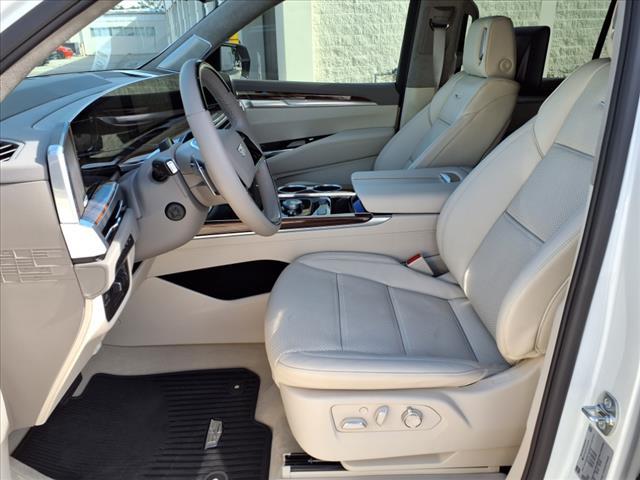 2025 Cadillac Escalade Vehicle Photo in TAMPA, FL 33612-3404