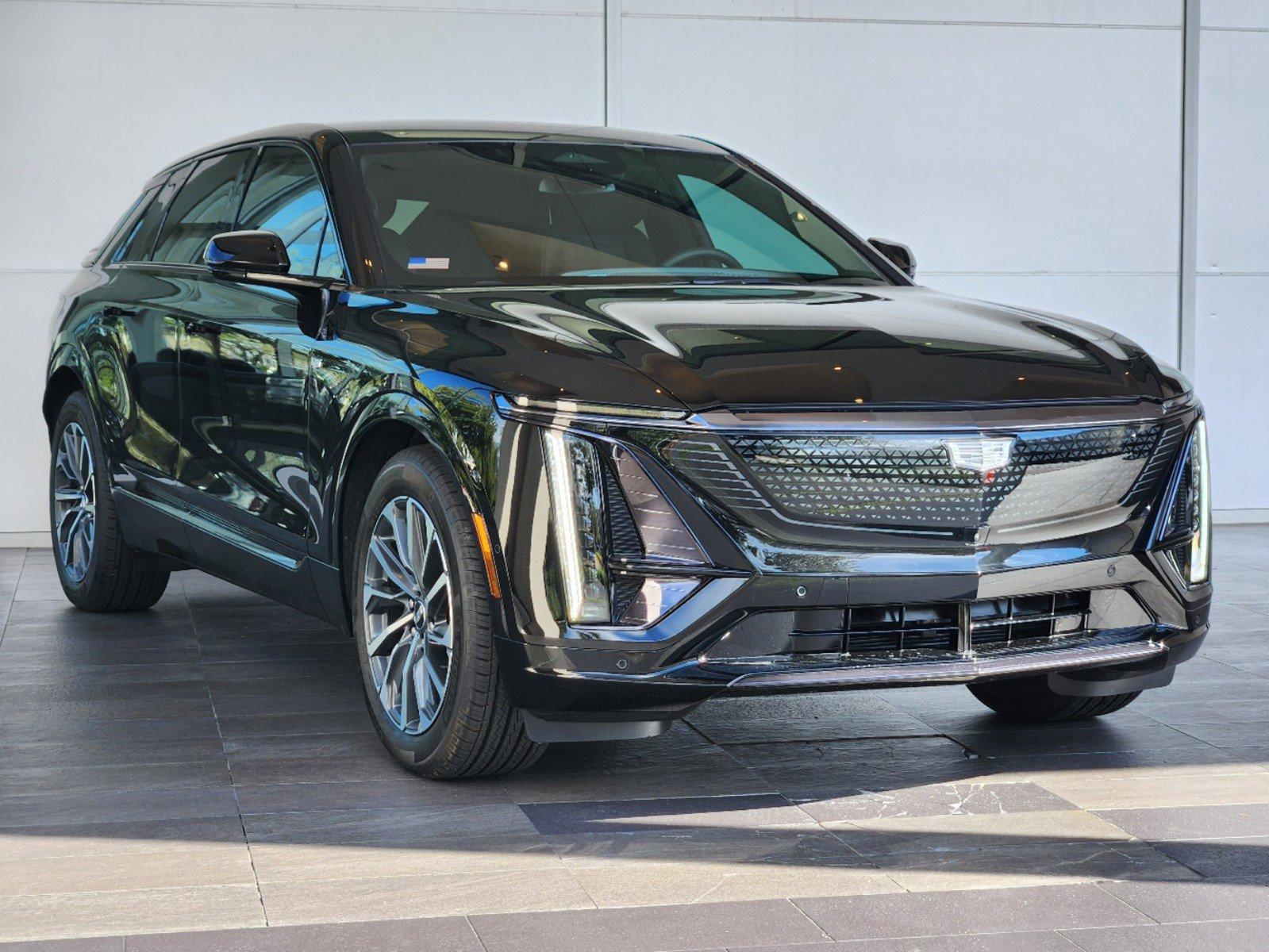 2025 Cadillac LYRIQ Vehicle Photo in HOUSTON, TX 77079-1502