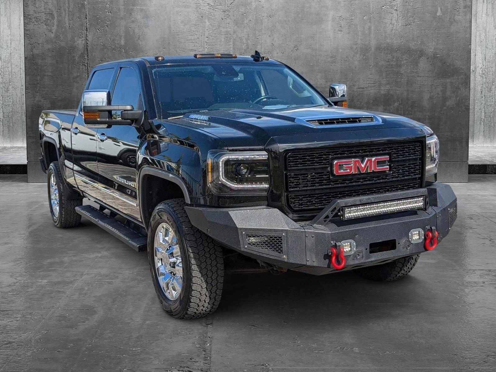 2018 GMC Sierra 2500 HD Vehicle Photo in Miami, FL 33015