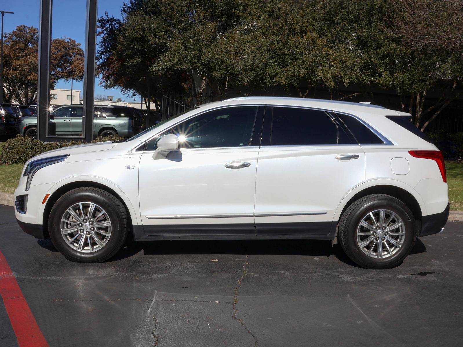 2017 Cadillac XT5 Vehicle Photo in DALLAS, TX 75209-3095