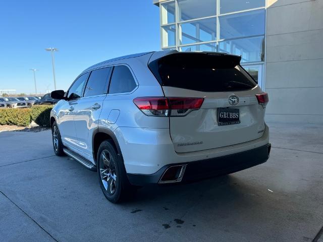 2019 Toyota Highlander Vehicle Photo in Grapevine, TX 76051