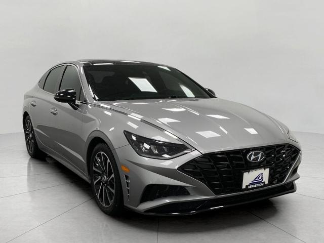 2020 Hyundai SONATA Vehicle Photo in Appleton, WI 54913