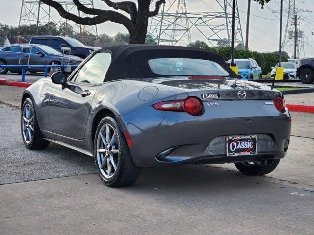 2022 Mazda MX-5 Miata Vehicle Photo in SUGAR LAND, TX 77478-0000