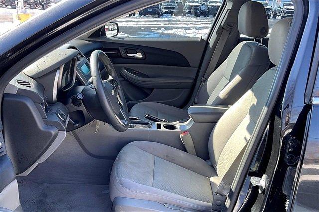 2015 Chevrolet Malibu Vehicle Photo in INDEPENDENCE, MO 64055-1314