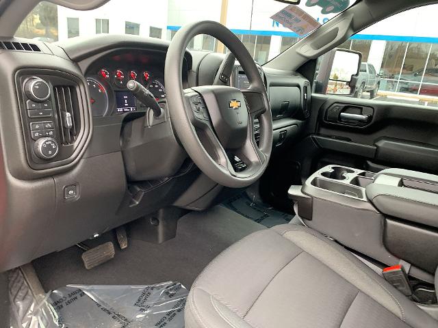 2024 Chevrolet Silverado 2500 HD Vehicle Photo in MOON TOWNSHIP, PA 15108-2571