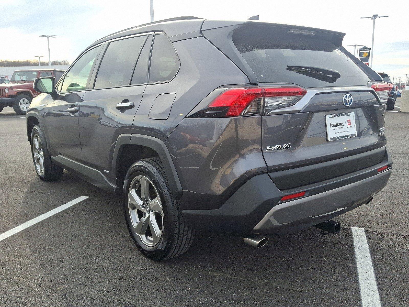 2019 Toyota RAV4 Vehicle Photo in Harrisburg, PA 17111