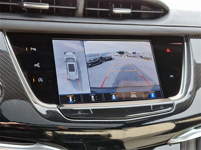 2025 Cadillac XT6 Vehicle Photo in ALLENTOWN, PA 18103-7399