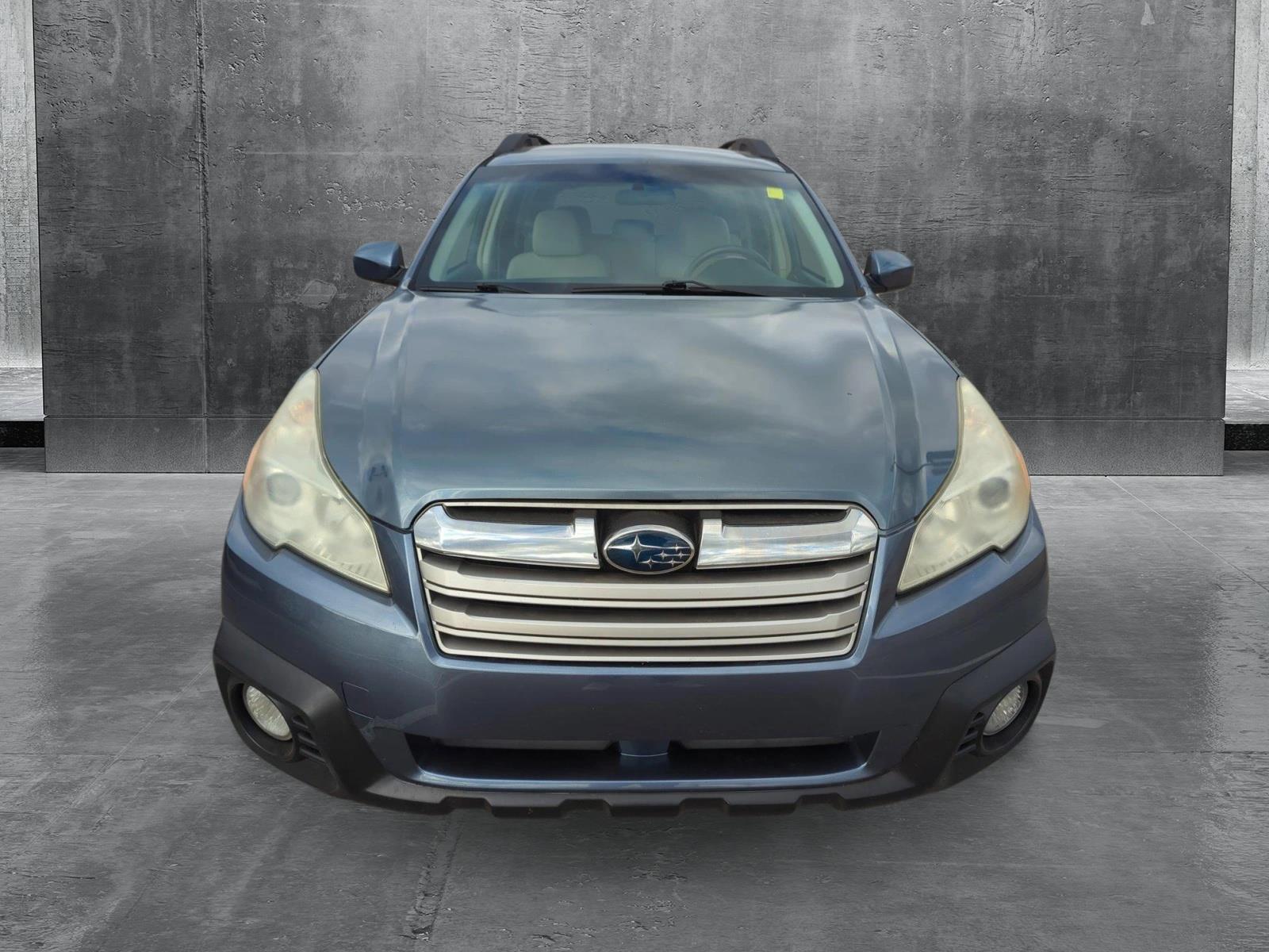 2013 Subaru Outback Vehicle Photo in Memphis, TN 38125