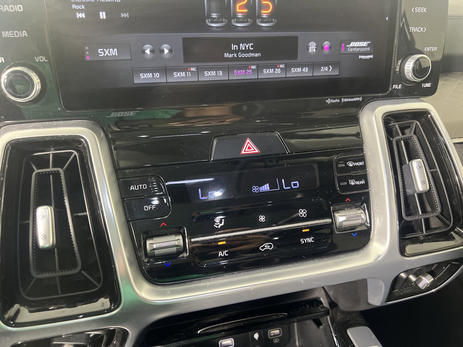 2022 Kia Sorento Vehicle Photo in GEORGETOWN, TX 78626-7508
