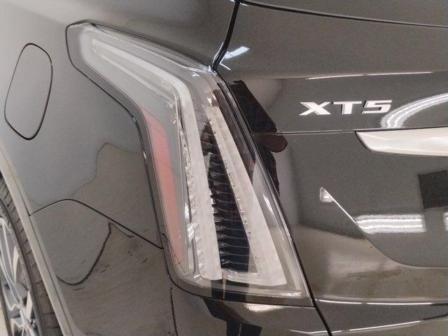 2025 Cadillac XT5 Vehicle Photo in PINEVILLE, NC 28134-8495