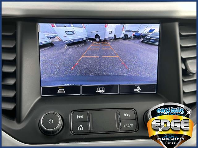 2022 GMC Acadia Vehicle Photo in Roslyn, NY 11576