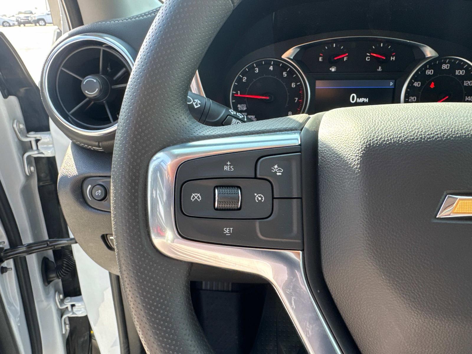 2025 Chevrolet Blazer Vehicle Photo in LOS ANGELES, CA 90007-3794