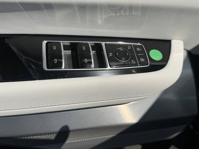 2026 Cadillac VISTIQ Vehicle Photo in LEOMINSTER, MA 01453-2952