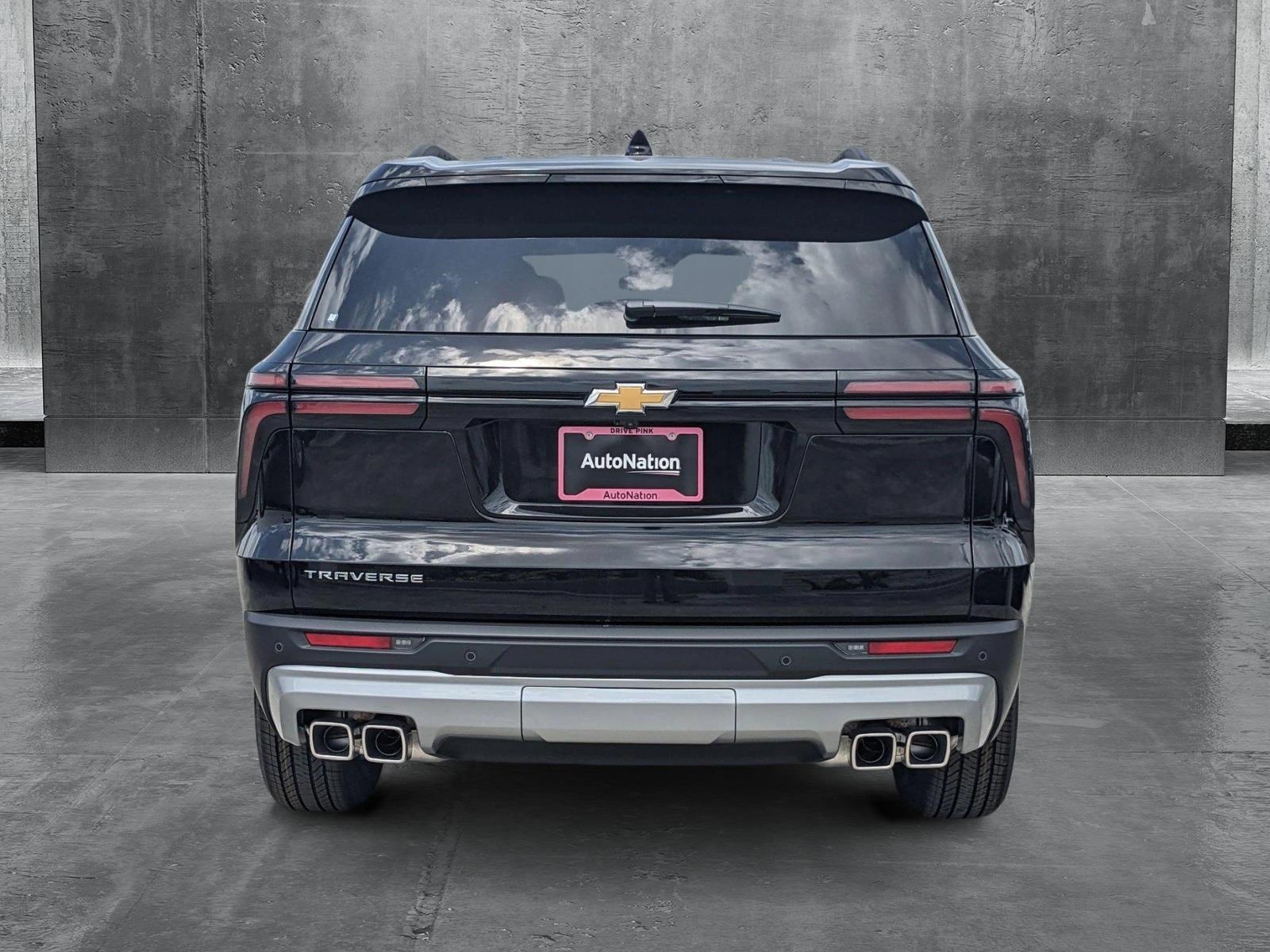 2025 Chevrolet Traverse Vehicle Photo in MIAMI, FL 33172-3015