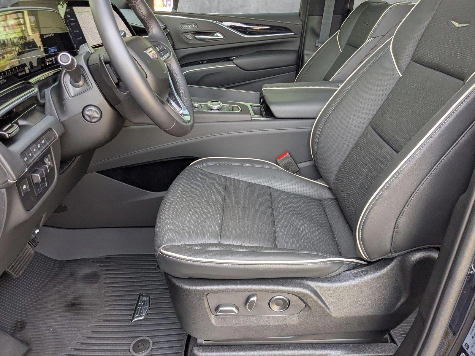 2024 Cadillac Escalade ESV Vehicle Photo in Pompano Beach, FL 33064