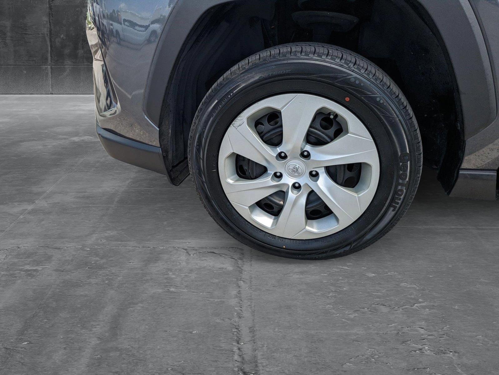 2019 Toyota RAV4 Vehicle Photo in Winter Park, FL 32792