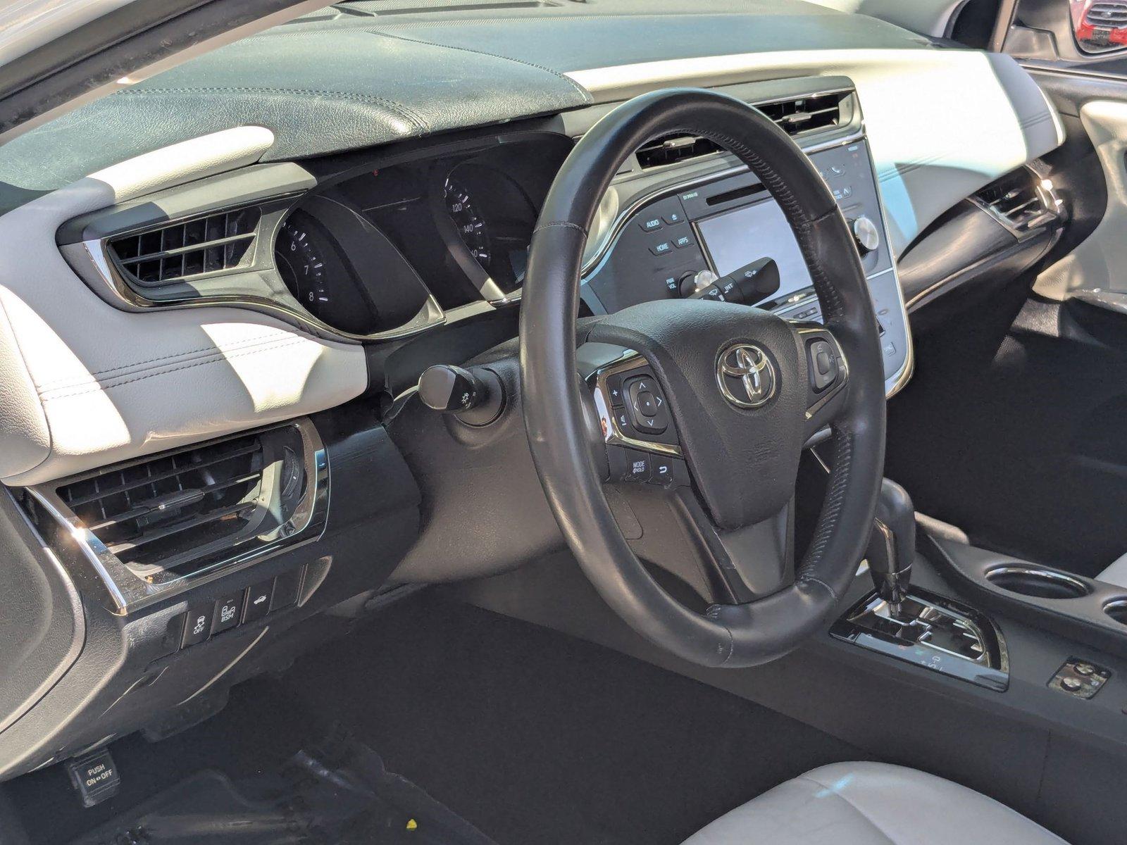 2016 Toyota Avalon Vehicle Photo in Tampa, FL 33614