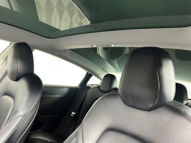 2020 Tesla Model 3 Vehicle Photo in MEDINA, OH 44256-9631