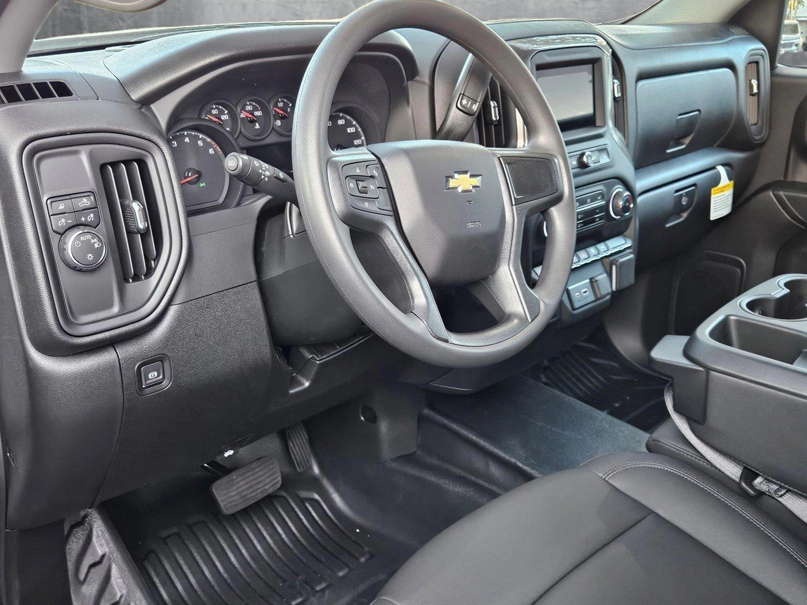 2025 Chevrolet Silverado 1500 Vehicle Photo in GREENACRES, FL 33463-3207