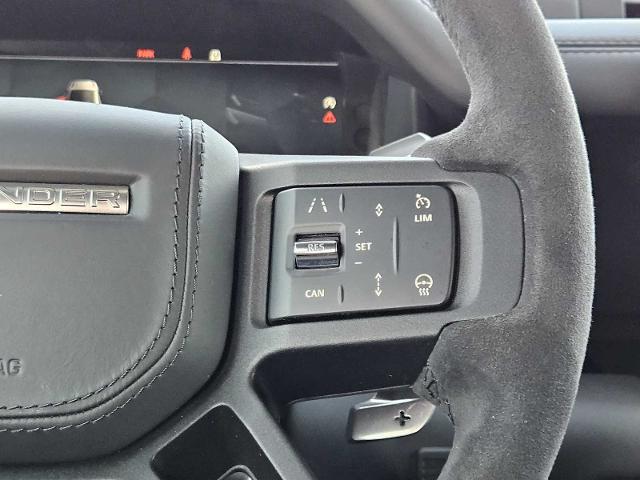 2024 Defender Vehicle Photo in AUSTIN, TX 78717