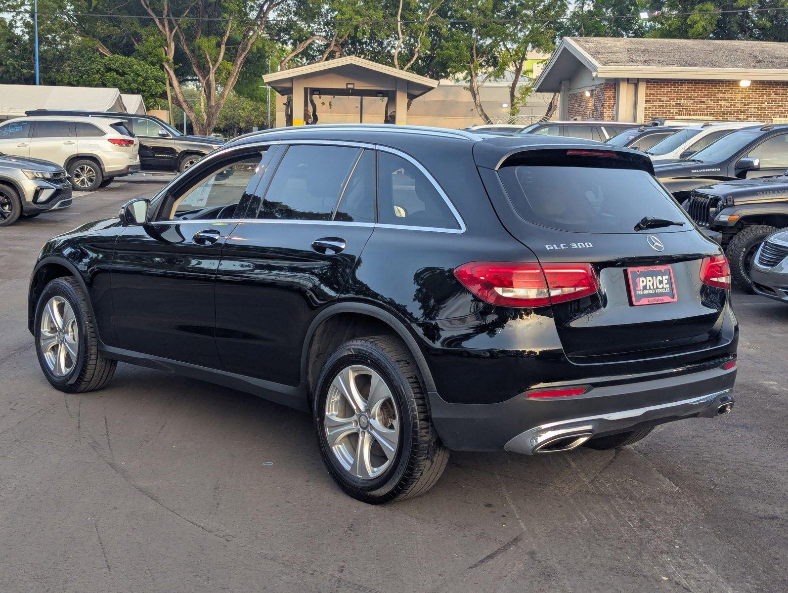 2016 Mercedes-Benz GLC Vehicle Photo in MIAMI, FL 33134-2699