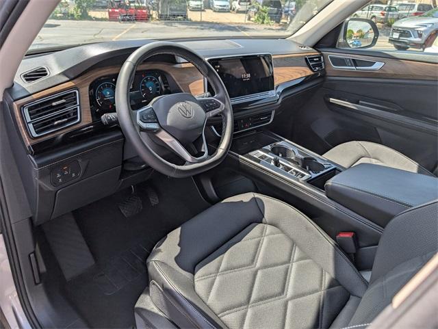 2024 Volkswagen Atlas Vehicle Photo in AURORA, CO 80012-4011