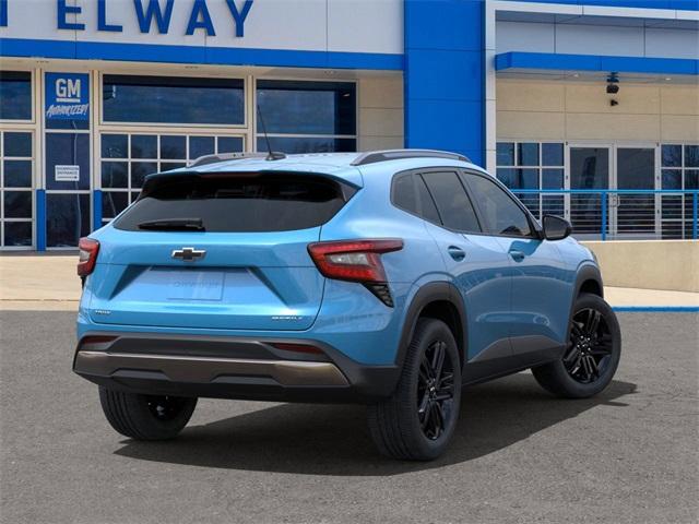 2025 Chevrolet Trax Vehicle Photo in ENGLEWOOD, CO 80113-6708