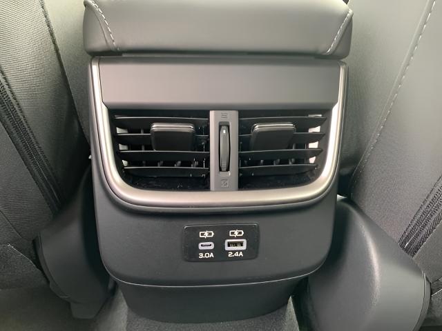2025 Subaru Outback Vehicle Photo in Green Bay, WI 54304