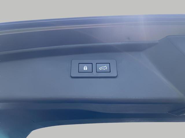 2025 Subaru Outback Vehicle Photo in Oshkosh, WI 54904