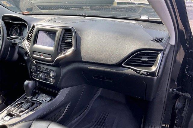 2019 Jeep Cherokee Vehicle Photo in INDEPENDENCE, MO 64055-1314