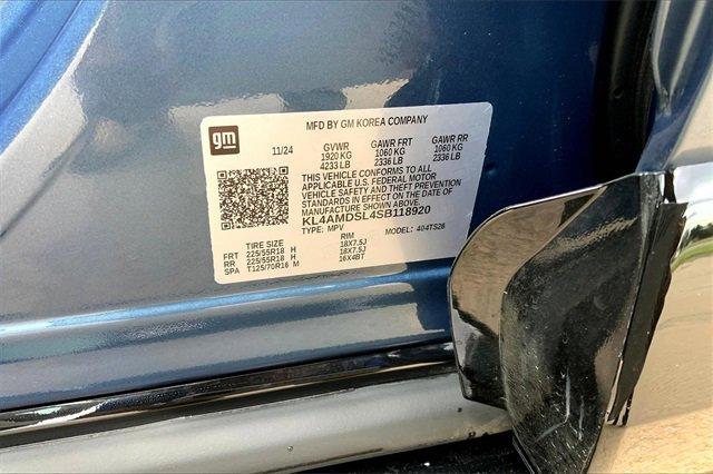 2025 Buick Encore GX Vehicle Photo in TOPEKA, KS 66609-0000