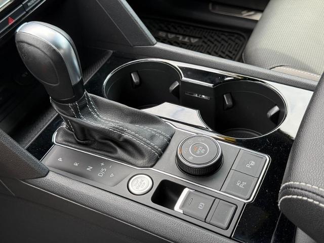 2021 Volkswagen Atlas Cross Sport Vehicle Photo in COLUMBIA, MO 65203-3903